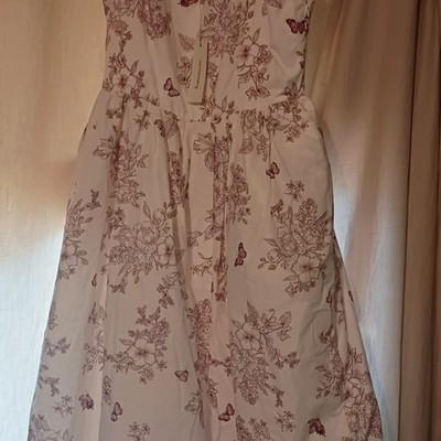 francesca's Women's Ivory/Burgundy Floral Sweetheart Strappy Maxi Dress, M