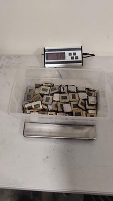approx 149x Intel Core i5/i7 CPU Processor NONWORKING for scrap gold / repair