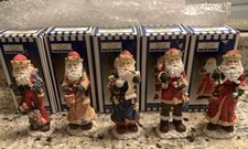 Vintage Kolekcja prezentowa Figurki Świętego Mikołaja Zestaw 5 ręcznie malowanych 5" Chiny Dolgen KY