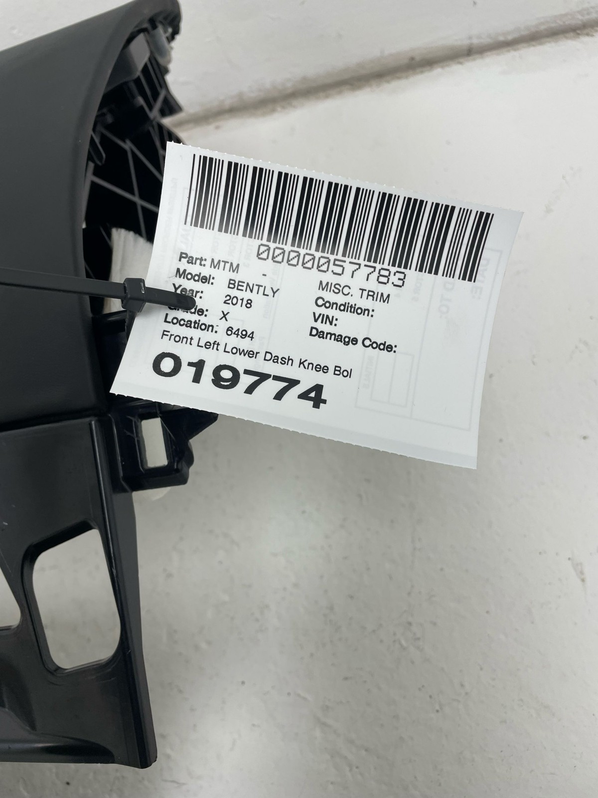 2015-2020 BENTLEY BENTAYGA OEM Front Left Lower Dash Knee Bolster Steering Panel