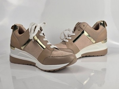 IMAN Women's Tan Gold Wedge Sneakers Size 10M