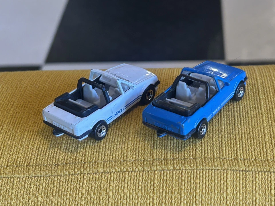 Matchbox Superfast MB17  Ford Escort XR3i Cabriolets 1985 Die cast Blue White - Image 4 of 4