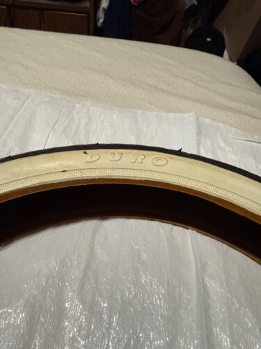 DURO 16 IN LOW RIDER TIRE WHITE WALL - Picture 2 of 3