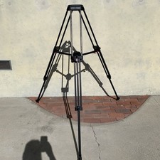 Sachtler 5586 Carbon Fiber Speed Lock Tripod w Mid-Level Spreader- Good Shape 