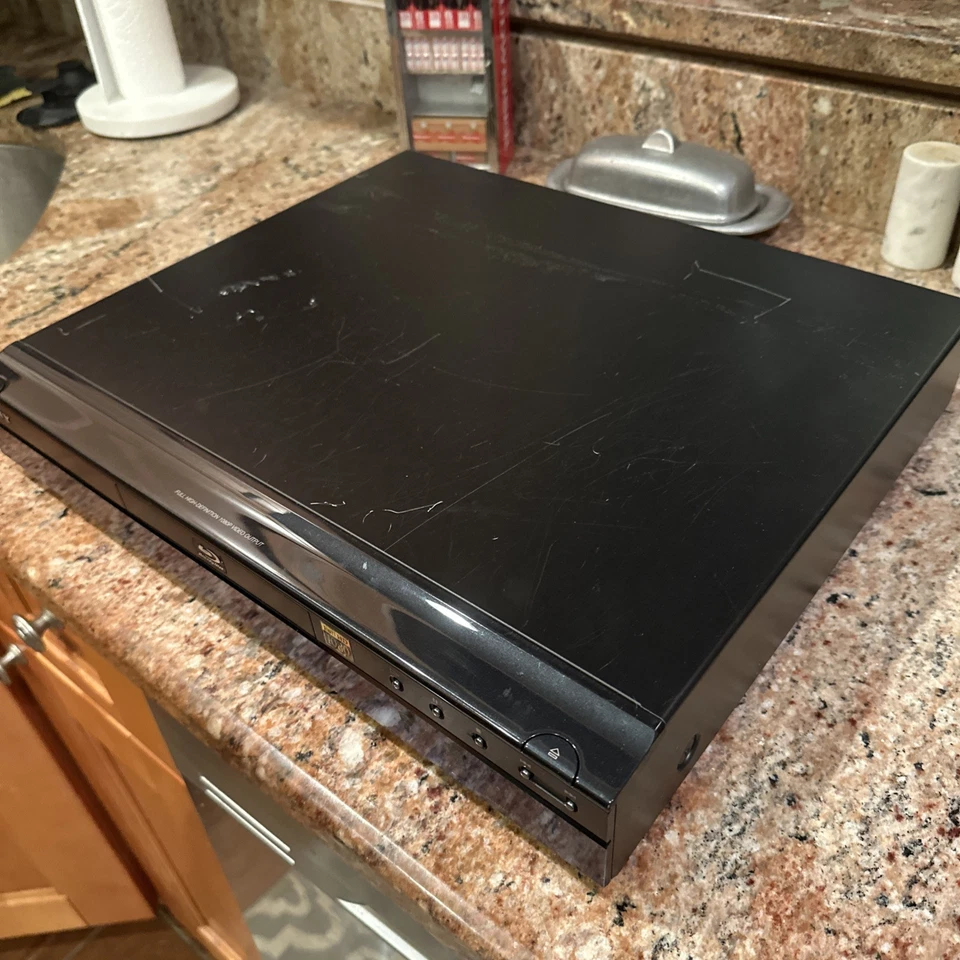 Sony BDP-S300 Blu-Ray/DVD Player, 1080p Full HD, No Remote or Cords, Untested - Image 3 of 4