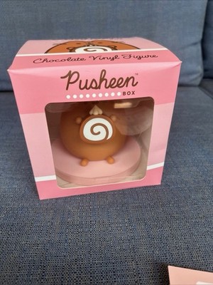 NIB Pusheen Box Summer2025 ExclusivePusheen vinyl figurine