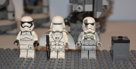 Lego Star Wars First Order Heavy Assault Walker 75189 95% Complete, 3 minifigs