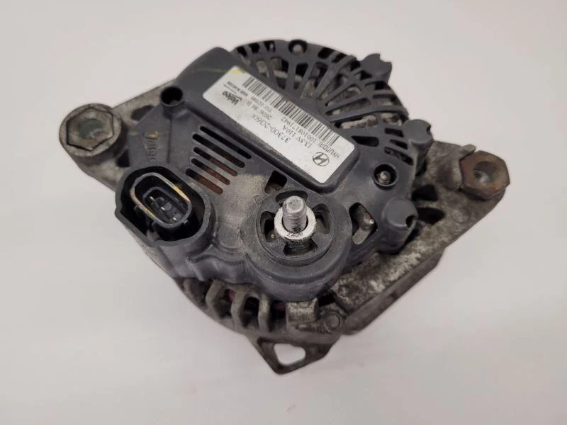 Alternador 11-13 HYUNDAI SONATA 2,4 L VIN B octavo dígito turbo 373002G600 Foto 2 de 4