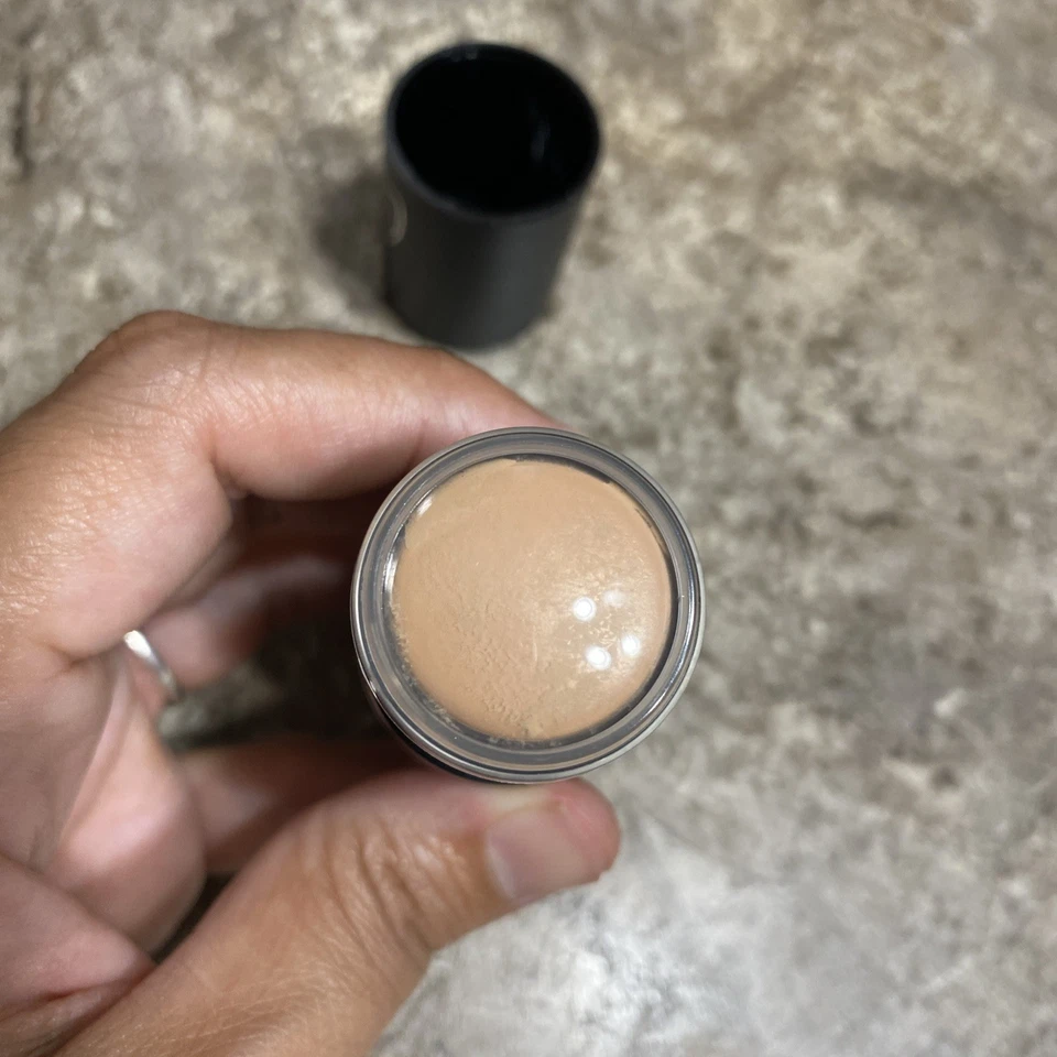 OLAY All Day Moisture Foundation Stick # 16 Light Beige New - Image 4 of 4