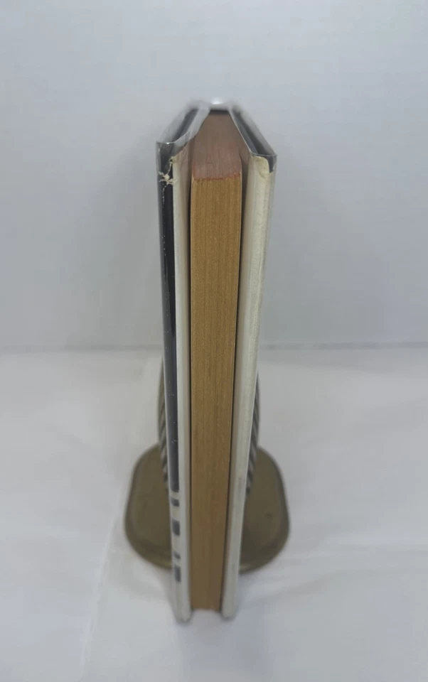 Spanish Blood, Raymond Chandler 1946 First Edition/Printing HCDJ TOWER BOOKS ED - Image 3 of 4