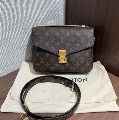 Louis Vuitton Pochette Metis Monogram Crossbody bag 100%authentic
