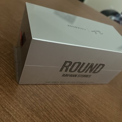 Ray-Ban Stories Round Smart Glasses 