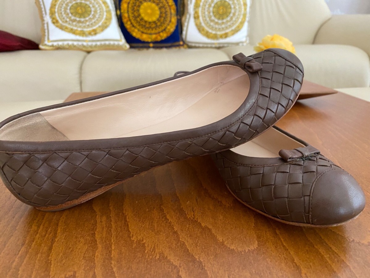 Bottega Veneta women's leather flat shoes EU 38 | eBay Bottega Veneta women's leather flat shoes EU 38 | eBay