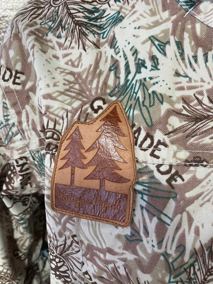Chaqueta de Snowboard Grenade - Mujer XS - Proyecto Fatiga - Nature Leaves Pine Cone Foto 4 de 4
