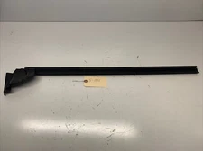 17-23 TESLA MODEL 3 FRONT RH DOOR WINDOW BELT INNER SEAL OEM 109049600E 1871 U8