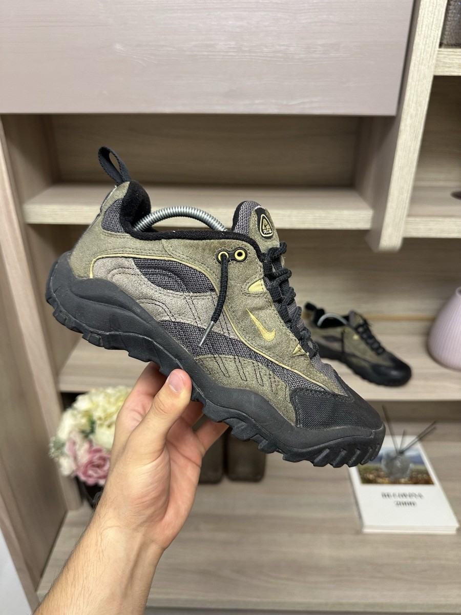 Vintage 2000 Nike ACG Shoes Hiking All Condition Sz 8.5 GORE-TEX