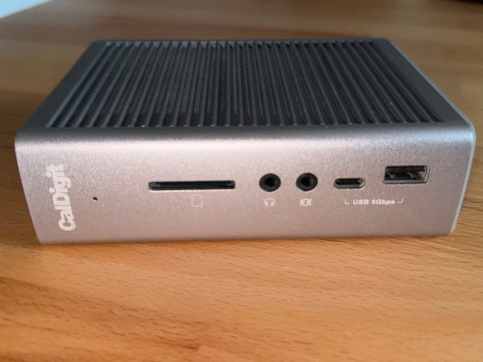 CalDigit Thunderbolt Station 3 Plus (TS3 Plus) –Premium Thunderbolt 3 Dock - Top - Bild 4 von 4
