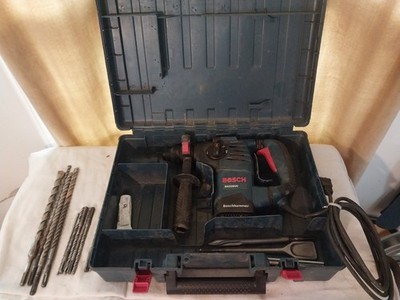 Bosch RH328VC SDS-plus 8 Amp 120V 1.125'' Rotary Hammer With Case & Multiple Bits