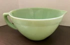 Vintage Jadeite Mixing Batter Bowl Fire King Oven Ware Pour Spout & Handle 7.5”