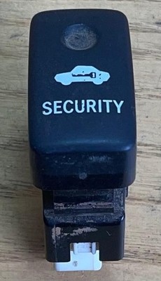 2005-2015 N70 Toyota Hilux Central Locking Security Status Indicator 489117