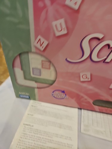 Designer's Edition Scrabble Crossword Game Pink Rotating Toys R Us 2008 Hasbro - Picture 13 of 22