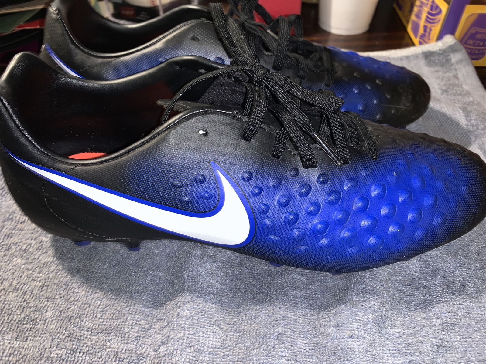 men's magista soccer cleats