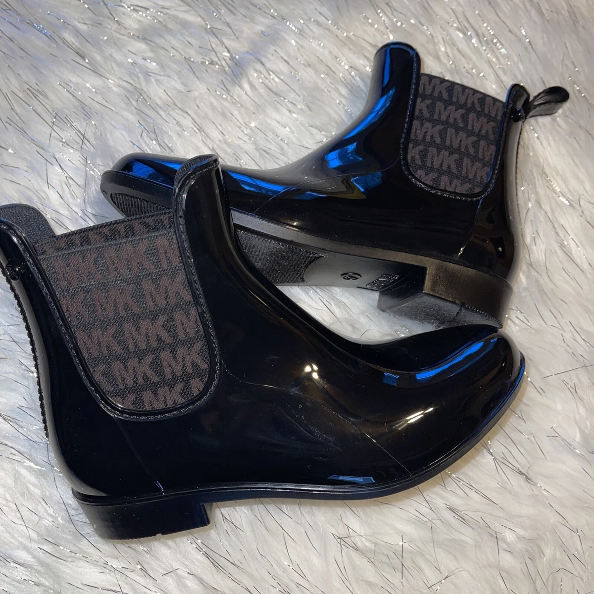 Michael kors charm rain booties 2025