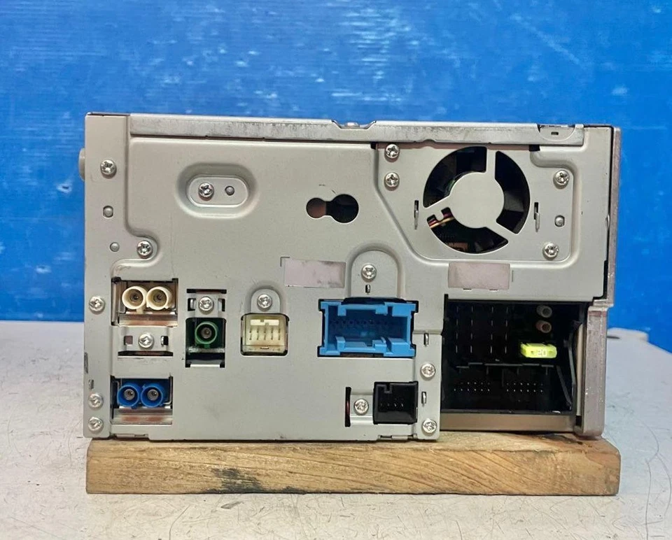 AUTORADIO PER MERCEDES Classe C S. Wagon W204 A2048703496 (07>) - Immagine 4 di 4