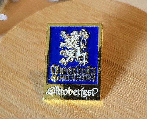 Löwenbräu Pin Oktoberfest