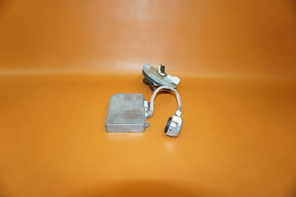 LEXUS SC430 XENON BOX CONTROL MODULE HEADLIGHT 2002 2003 2004 2005 85967-33010 - Image 2 of 4