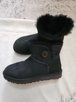 UGG Womens Mini Bailey Button II 1016422 Black Snow Boots Size 10