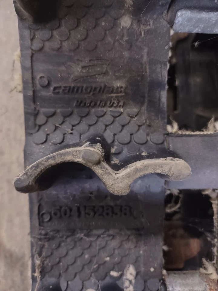 10-23 Ski-Doo Renegade MXZ Tundra Freeride Track GTX GXS 15X137X1.2 - Image 2 of 2