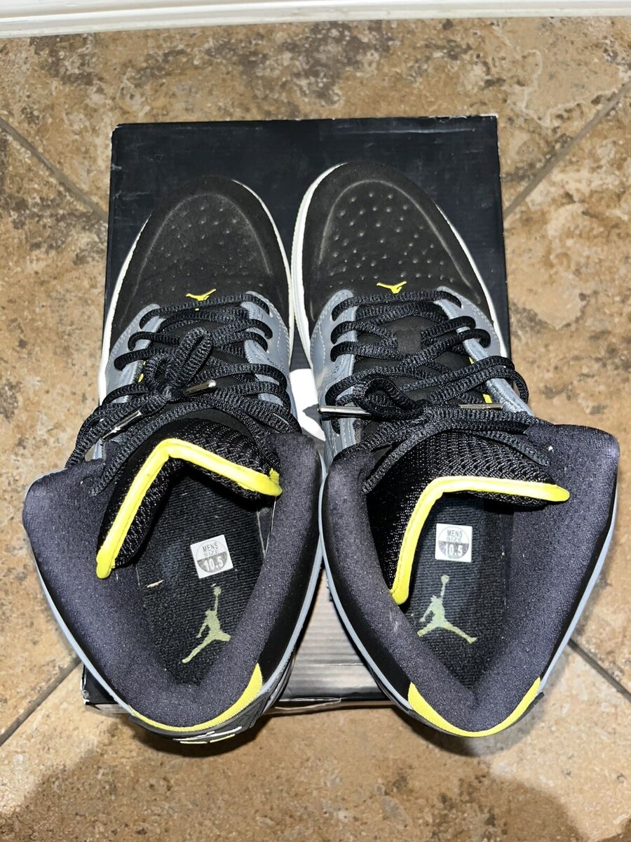 Size 10.5 - Jordan 1 Retro 99 Cool Grey Vibrant Yellow (654140 032)