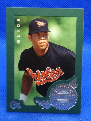 1996 Emotion-XL E-XL Card #1 Roberto Alomar - Baltimore Orioles - Hall of Fame