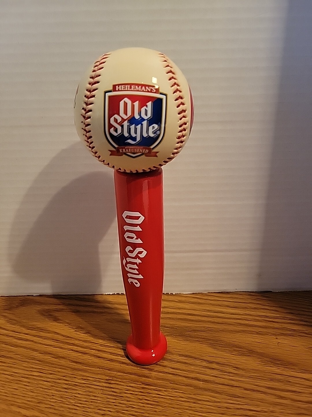 Old style beer Chicago Cubs bear Baseball Red wooden bat tap Handle bar