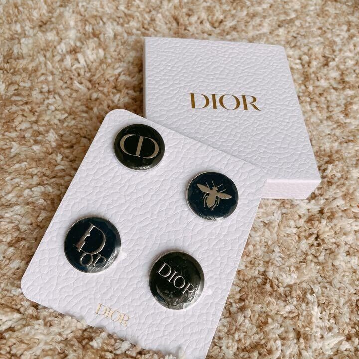 New Christian Dior Pin badge Set of 4 Brooch Pins Japan New Christian Dior Pin badge Set of 4 Brooch Pins Japan
