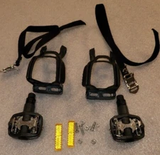 Wellgo WPD-813 9/16 SPD Clipless Road, MTB, Gravel Bike Pedals