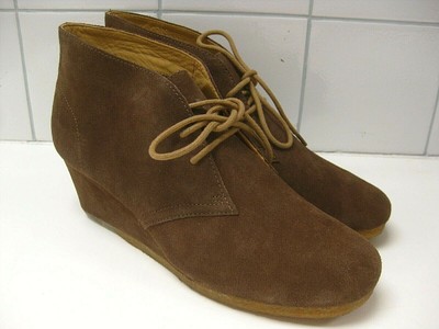 clarks desert boot walnut suede
