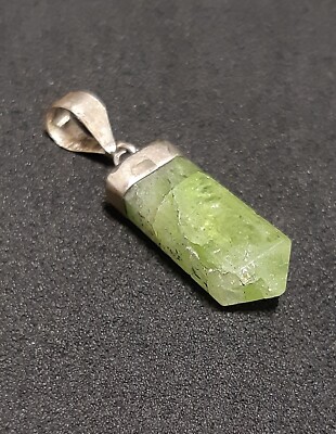 Peridot Anhänger (Größe bitte Beschreibung lesen, siehe Video/Bilder)