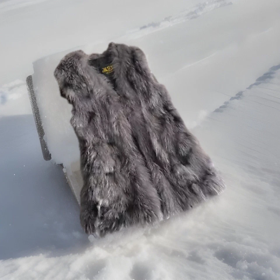 Gray Furr Vest Casual/Formal China Brand - Image 2 of 4