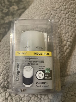 Legrand Turnlok Industrial Locking Connector L1430CCCV3 30 Amp Nema L14-30R