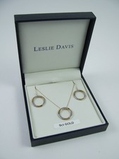Leslie Davis 9ct Gold Circle Pendant & Chain and Earrings Set, Boxed