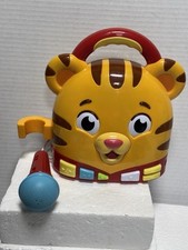 Daniel Tiger's Neighborhood Sing Along Machine w/ Microphone See Video