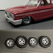 1:25 American Racing Torq Thrust Wheels On Pie Crust Rear and Skinny Front Tires