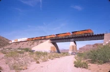 BNSF 8182 ES44C4 KINGMAN CANYON AZ ORIGINAL SLIDE 06-05-22 T19-10