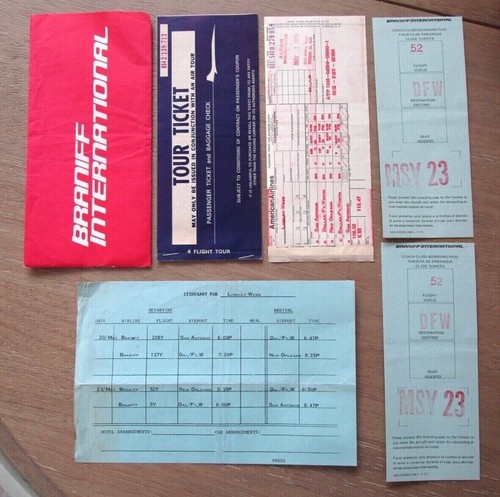1975 Braniff International Airlines TICKET PACKAGE- DALLAS/FORT WORTH -E5A-17