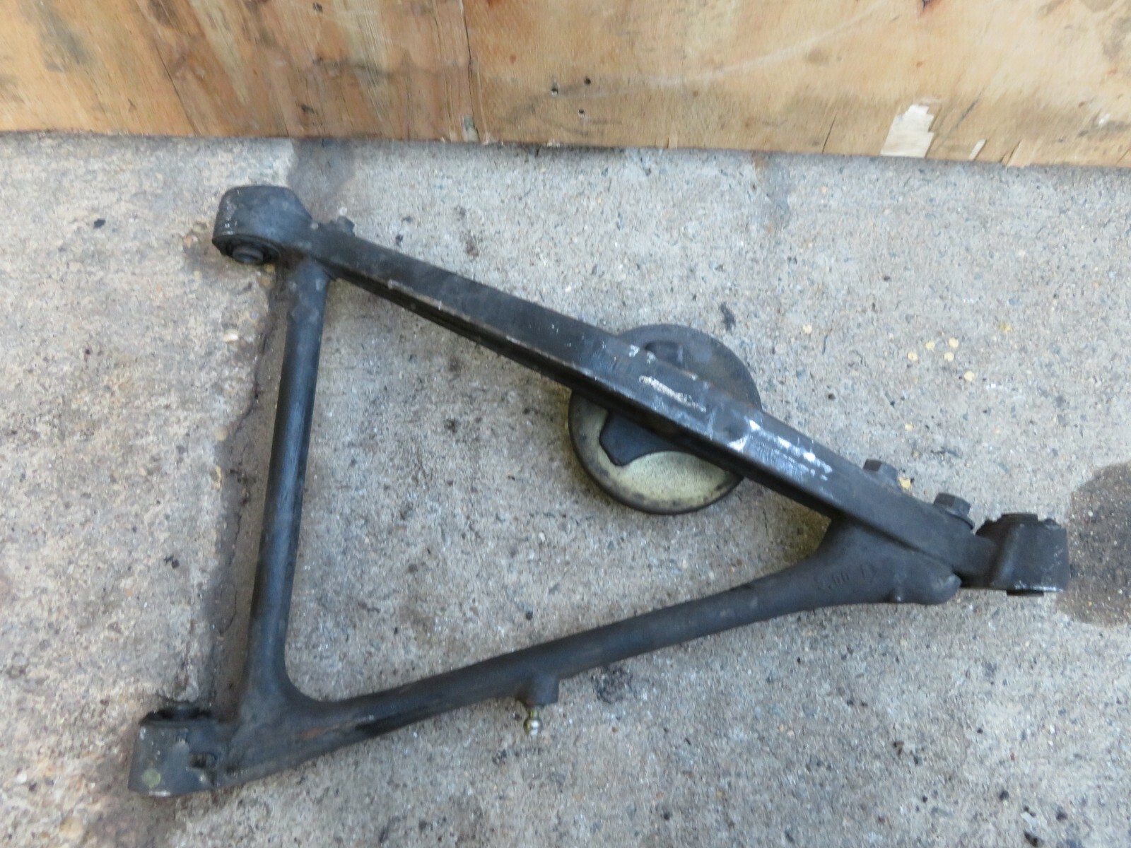 1999-2004 BENTLEY ARNAGE SEDAN RWD REAR LEFT DRIVER SIDE LOWER CONTROL ARM OEM