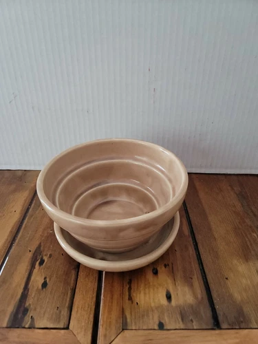McCoy pottery planter early 1940's to late 1960's