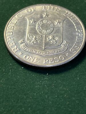 PHILIPPINES 1967 Silver .900 coin 1 Peso. 25th ANNIVERSARY OF