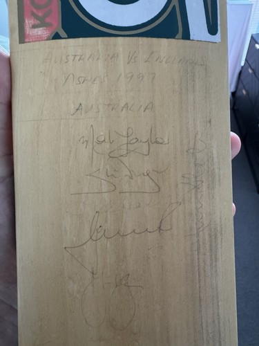 Brand new 🇦🇺 🏴 1997 Ashes Signed Kookaburra Cricket Bat 🏏 - Picture 5 of 8